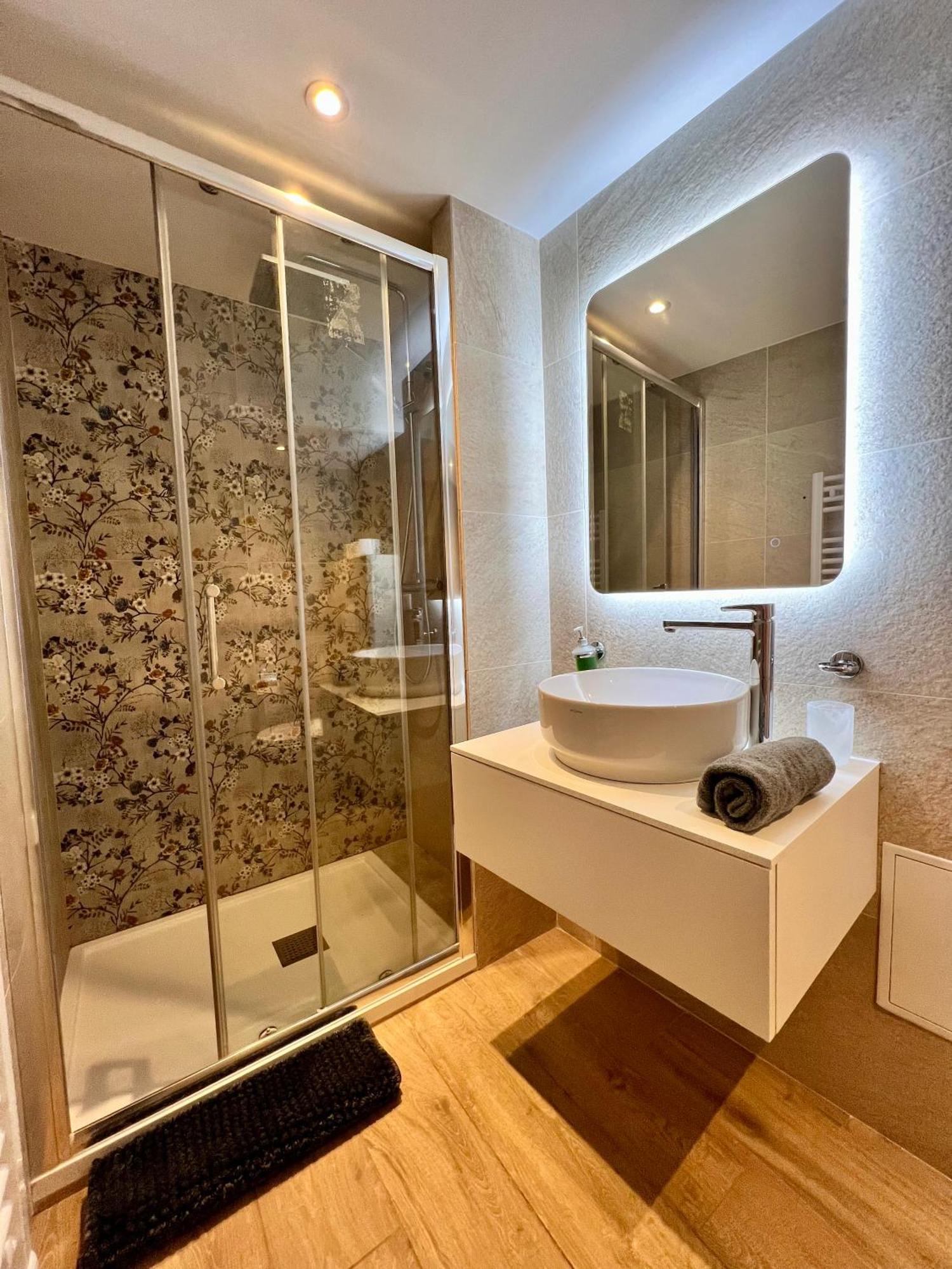 Cours Massena Apartment *